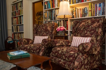 dunbar house inn and event property