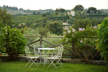 antico borgo etneo country hotel