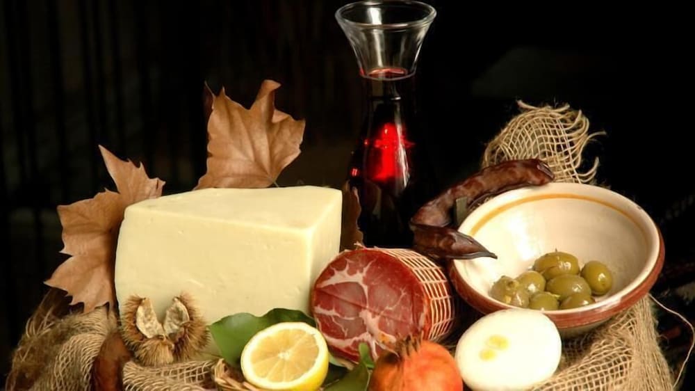 antico borgo etneo country hotel