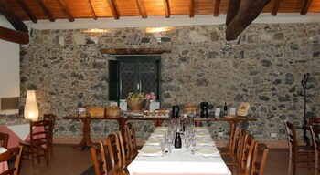 antico borgo etneo country hotel