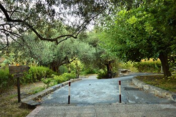 antico borgo etneo country hotel