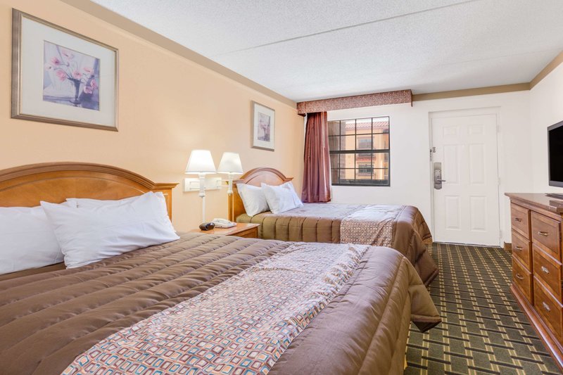 days inn by wyndham birmingham west