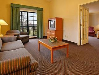 Days Inn By Wyndham Birmingham/West,Downtown Birmingham>>Birmingham,2 star