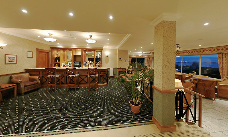 cristina hotel