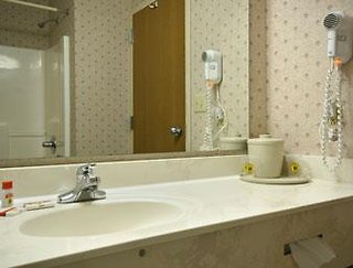 super 8 by wyndham bellefontaine