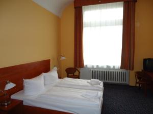 City Hotel Am Kurfuerstendamm,Kurfuerstendamm 173-174,3 star