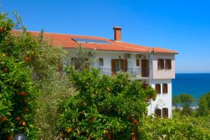 hotel agnadi horefto