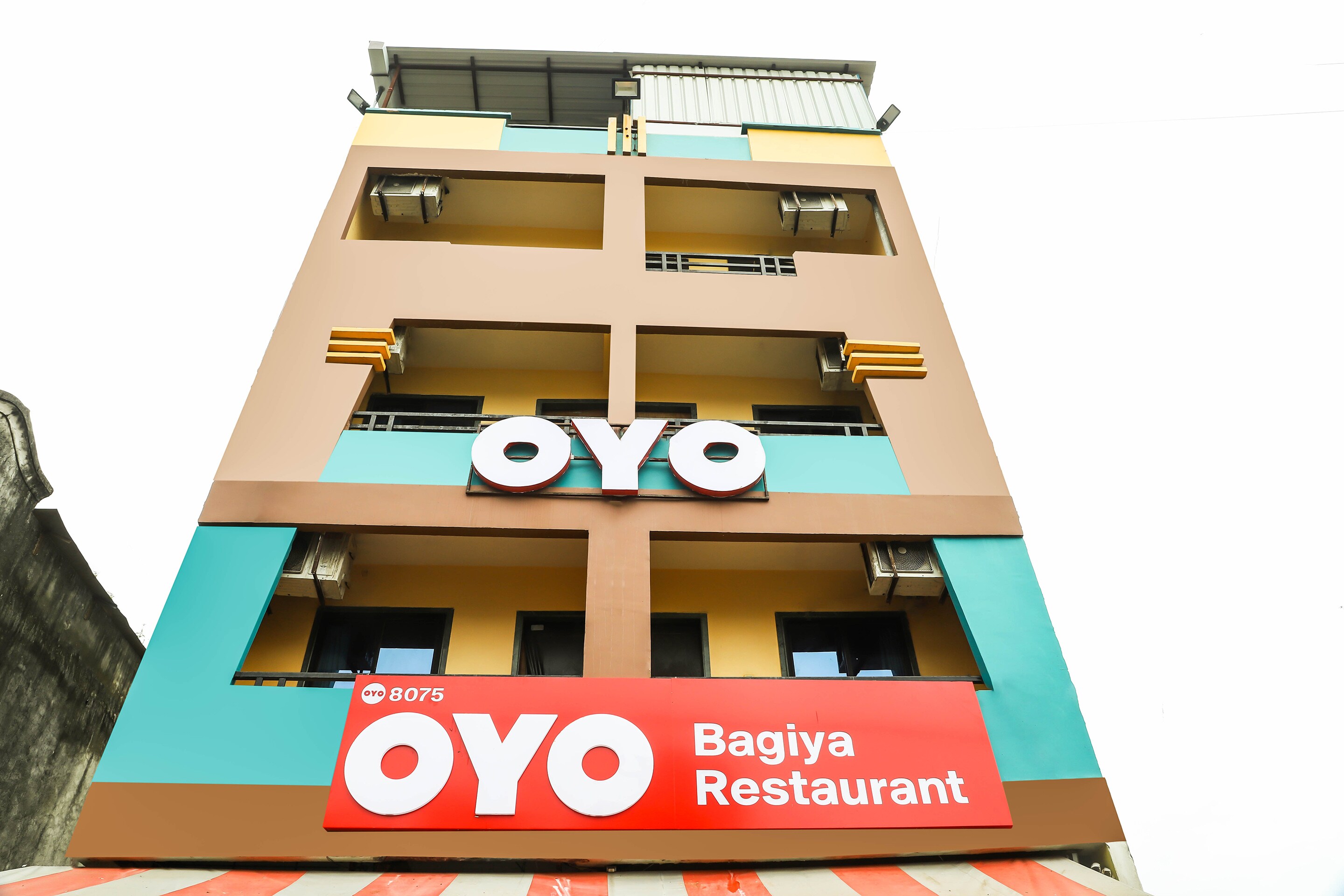 oyo 8075 hotel bagiya restaurant