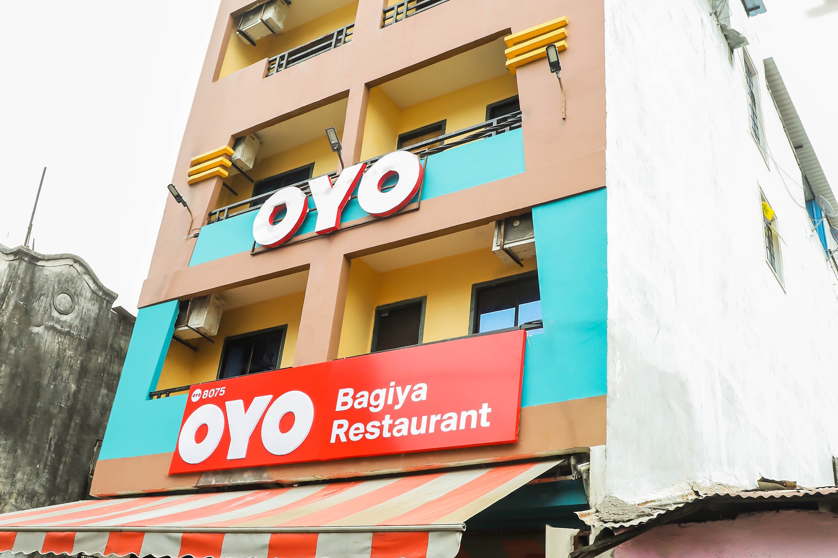 oyo 8075 hotel bagiya restaurant