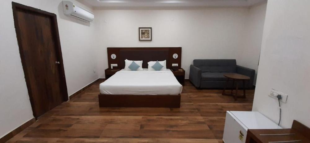 aranya resort by mrugavani