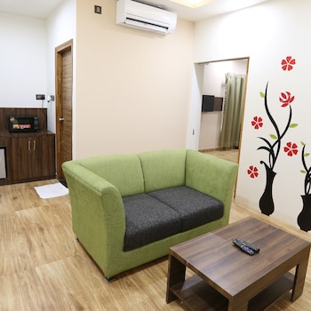 the ventura grand hotel