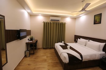 the ventura grand hotel