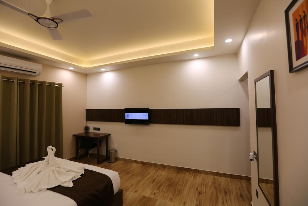 the ventura grand hotel