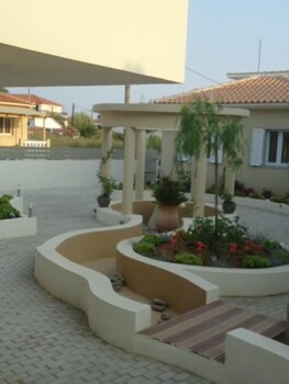 hotel estia
