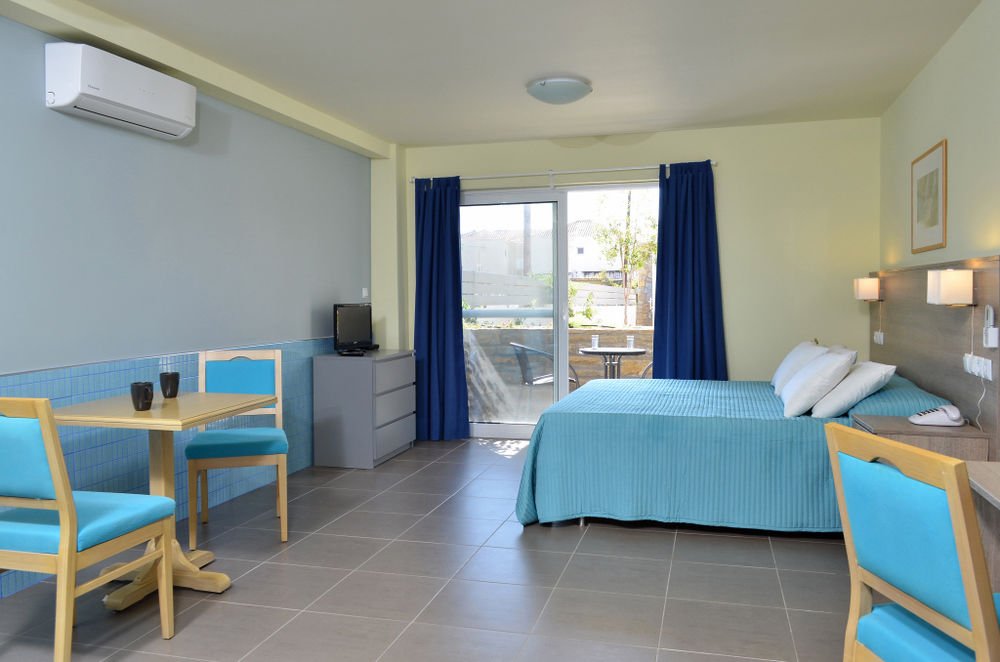 hotel estia