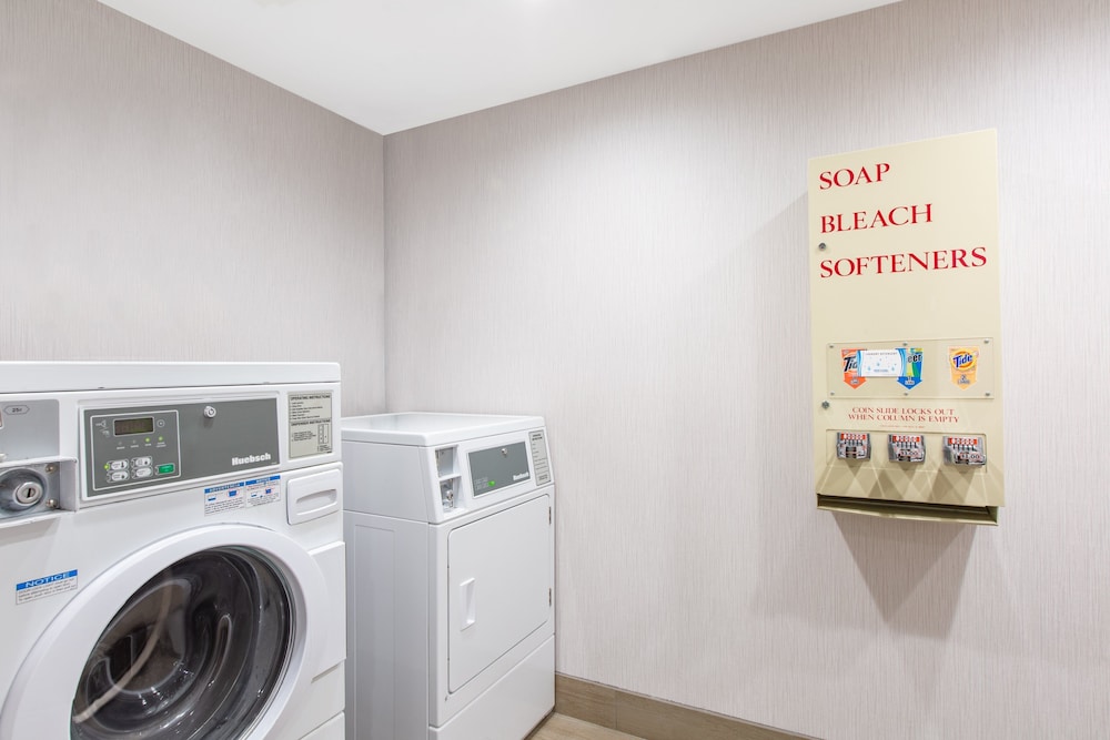 holiday inn express hotel and suites bishop by ihg