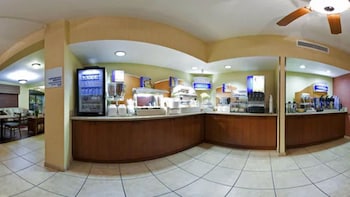 holiday inn express hotel and suites bishop by ihg