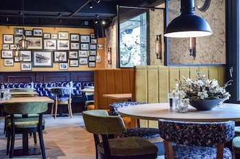 Hotel De Borgh,Moerdijk>>Breda,4 star
