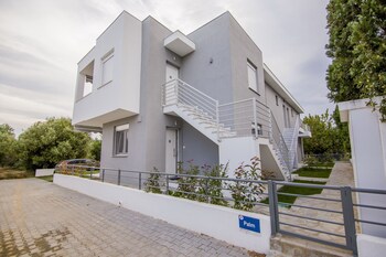 danai and palm residential complexes