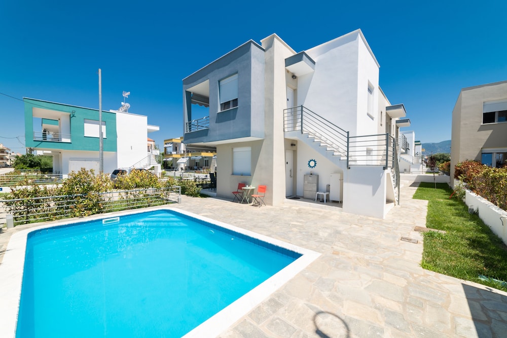 danai and palm residential complexes
