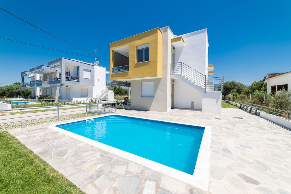 danai and palm residential complexes