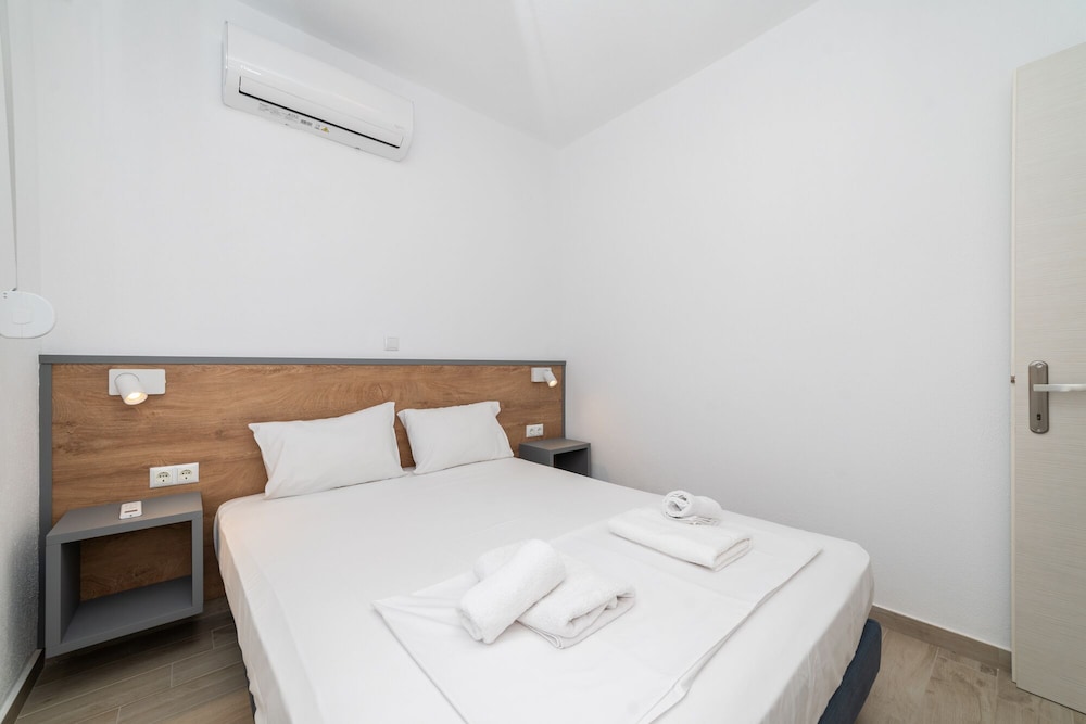 danai and palm residential complexes