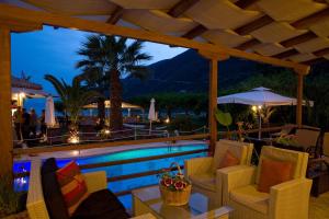 hotel grand nefeli