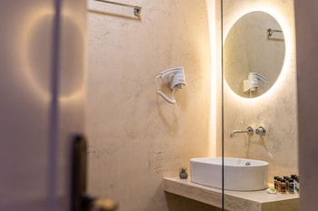 hotel grand nefeli