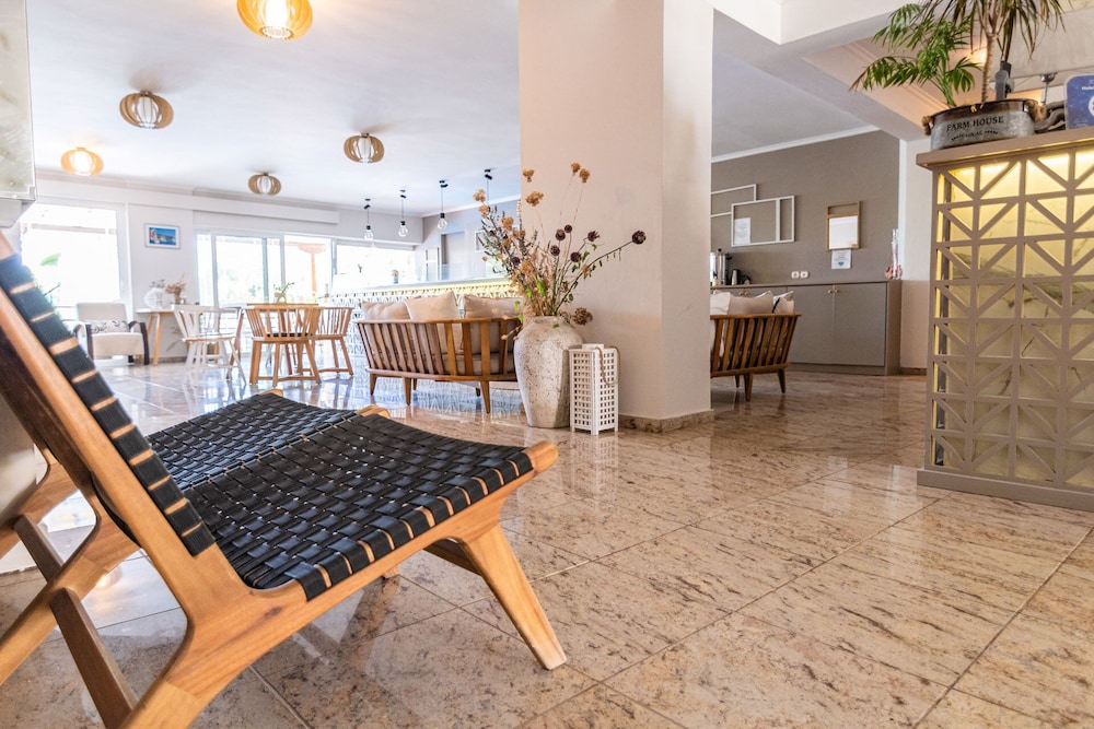 hotel grand nefeli