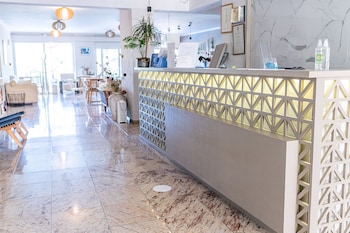 hotel grand nefeli