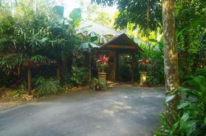 Heritage Lodge - In The Daintree,Near Daintree Entomological Museum,3 star