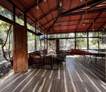 aranyagiri countryside resort