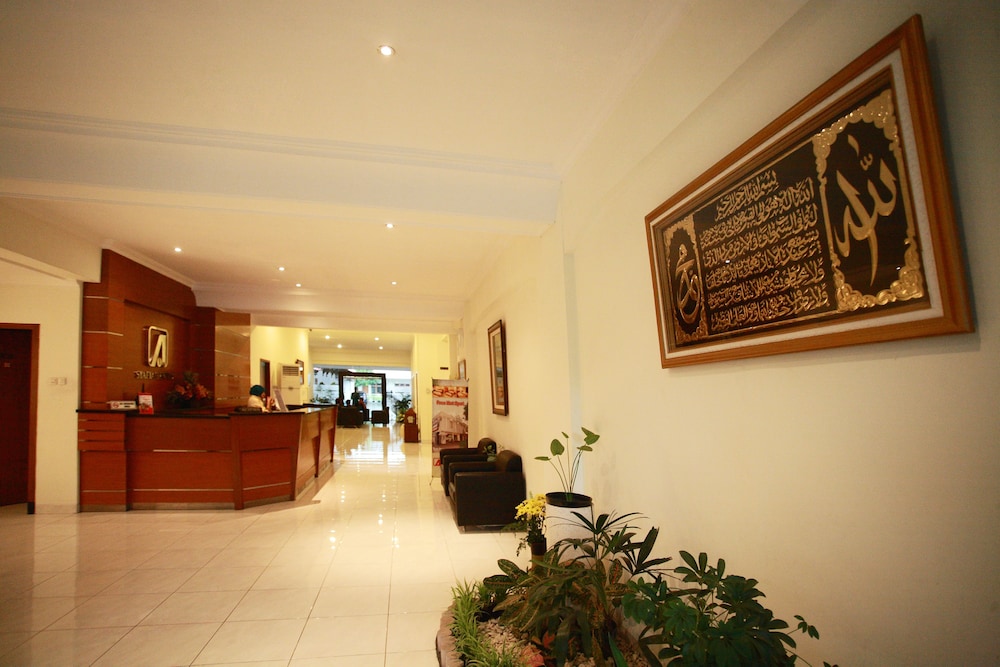 arini hotel