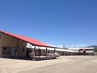 Crown Inn,United States Of America>>Raton,2 star