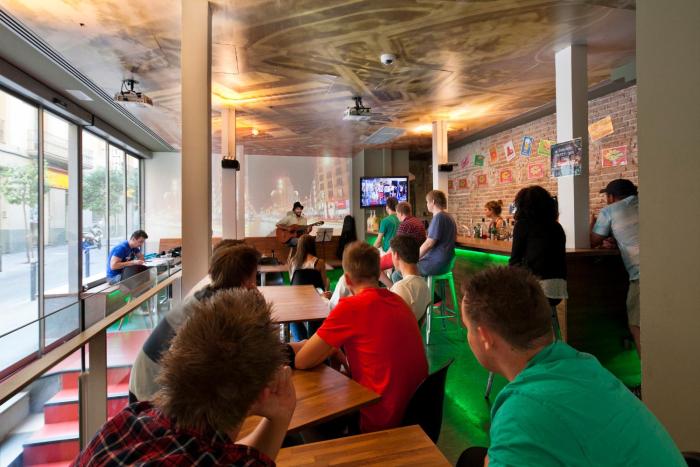 urbany hostel bcn go