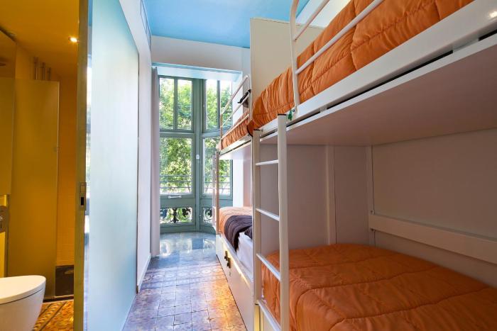 urbany hostel bcn go