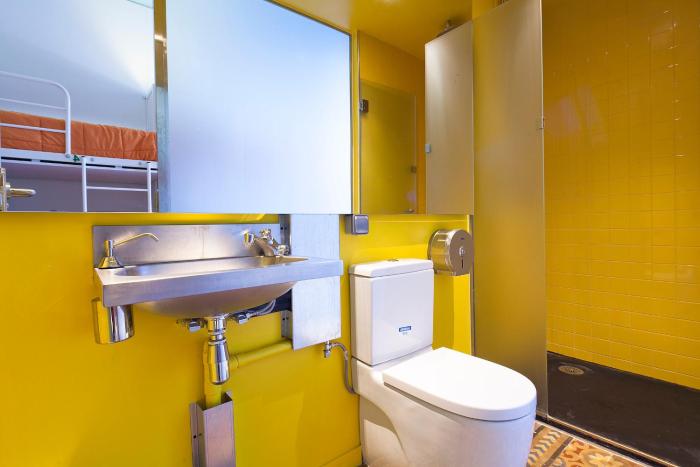 urbany hostel bcn go