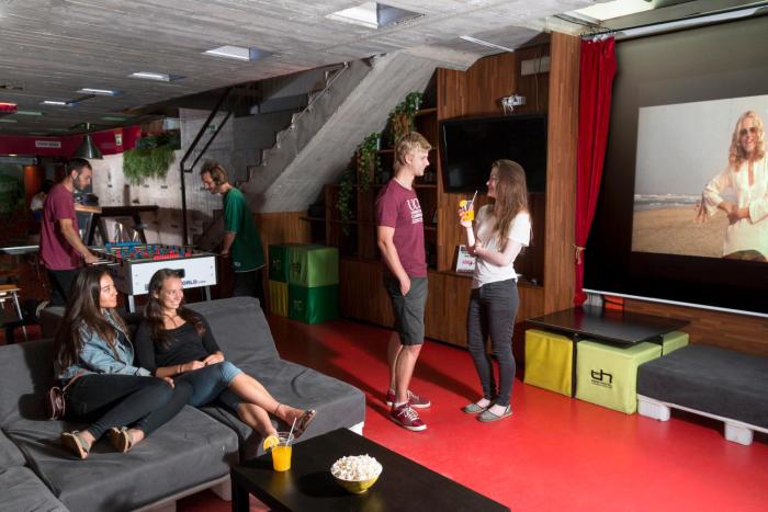 urbany hostel bcn go