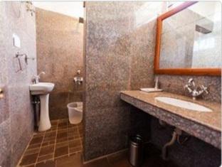 Bouganvilla,Nilgiri Hills>>Coimbatore,3 star