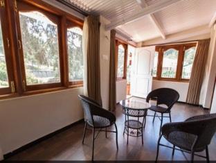 Bouganvilla,Nilgiri Hills>>Coimbatore,3 star