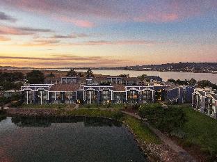 Doubletree By Hilton Hotel Berkeley Marina,Berkeley>>Alameda,4 star