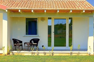beach hotel budoni