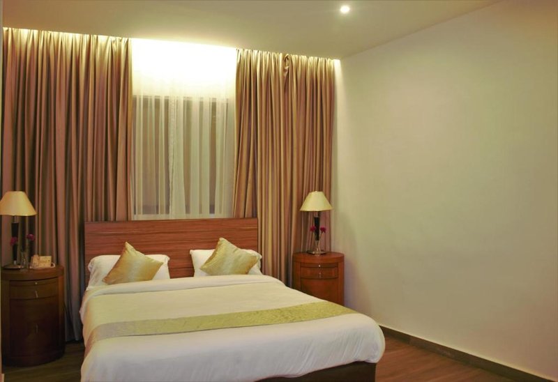 new merryland hotel