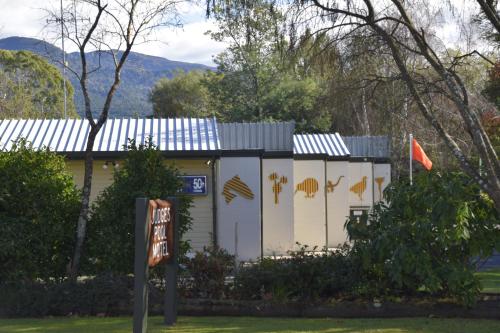 judges pool motel
