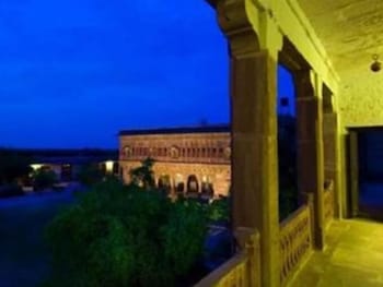 chandelao garh hotel