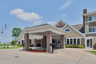 Americinn By Wyndham Monmouth,Henderson>>Galesburg,3 star