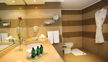 terminus city center