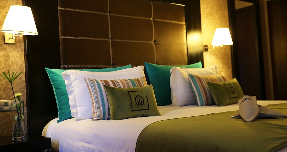 terminus city center