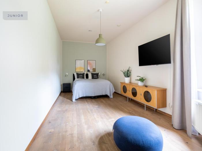 schoenhouse avenue by limehome