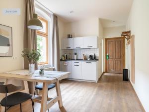 schoenhouse avenue by limehome